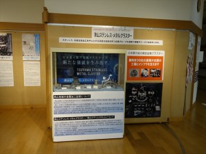 180511　津山市立図書館展示４_R